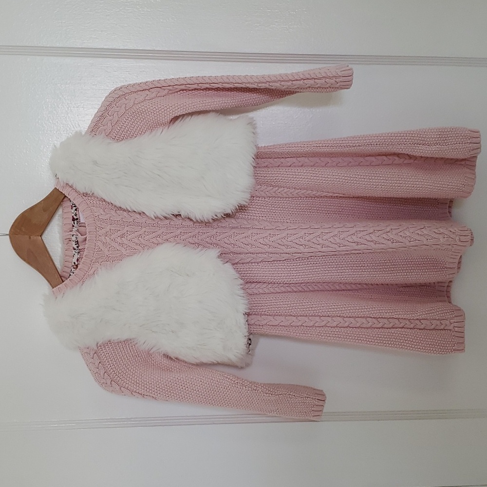 Tommy Bahama pink cable knit sweater dres/white faux fur vest  girls sz.5/6